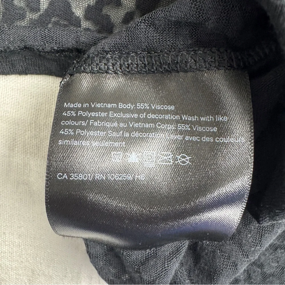 Lululemon Athletica Black Short Sleeve Top Women Small Sheer‎ Casual Flowy #cc